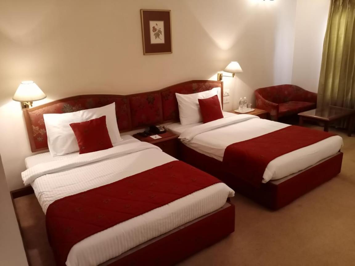 Hotel Express Residency-Jāmnagar מראה חיצוני תמונה