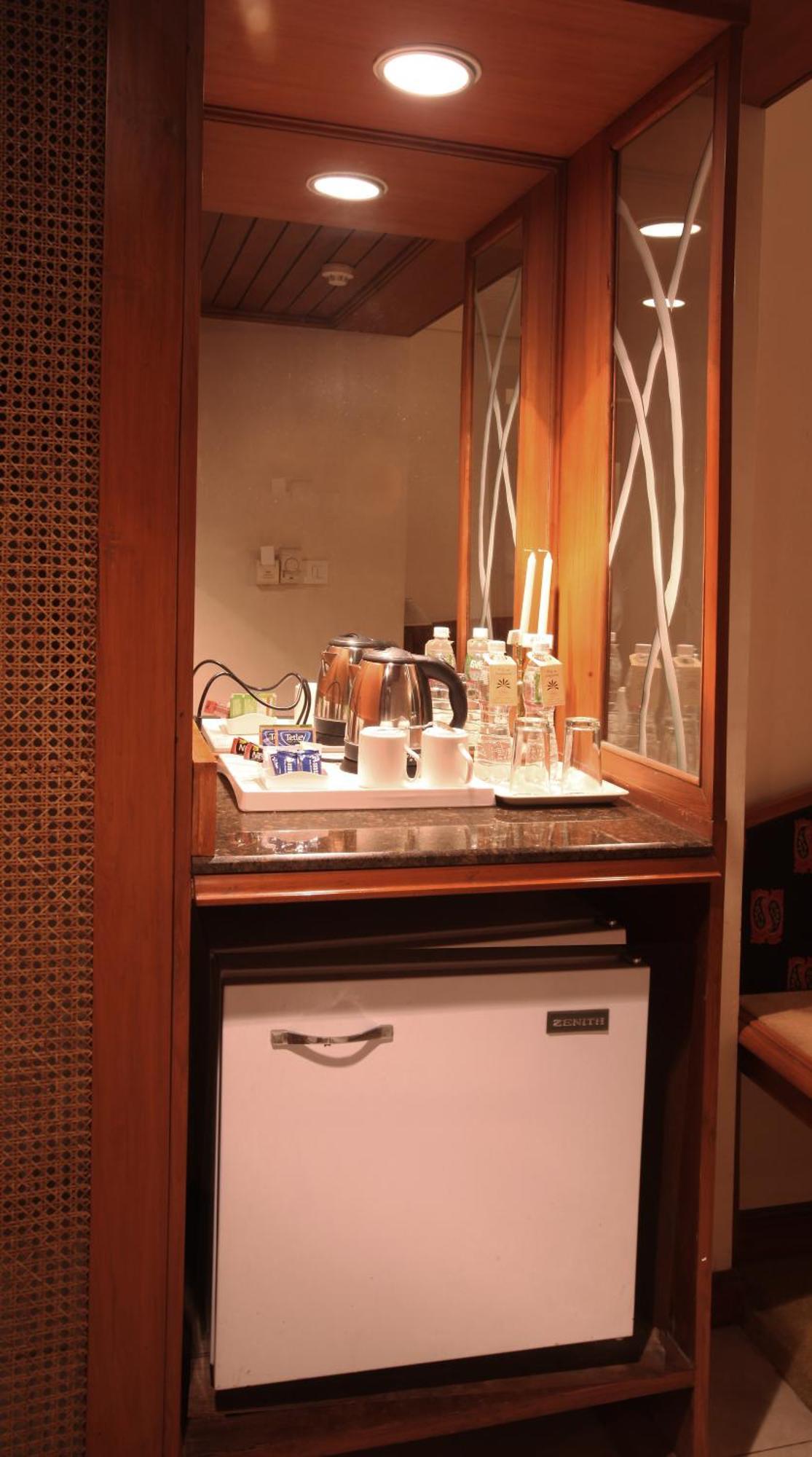 Hotel Express Residency-Jāmnagar מראה חיצוני תמונה